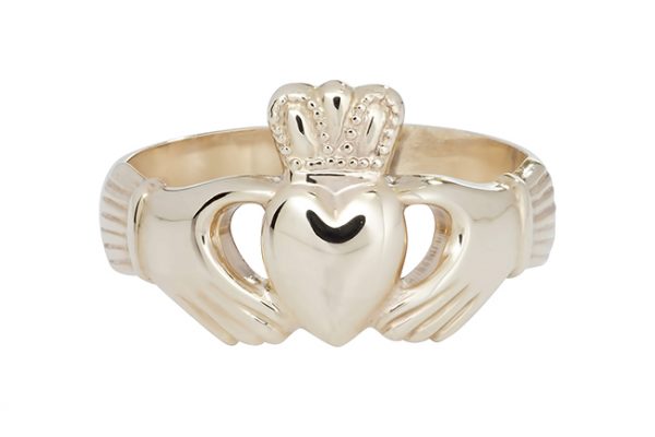 Ladies Medium Claddagh Ring in 9K Gold